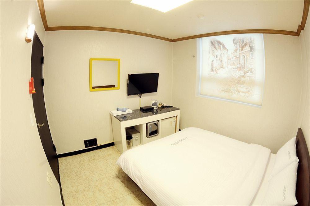 Jj Inn Пусан Экстерьер фото