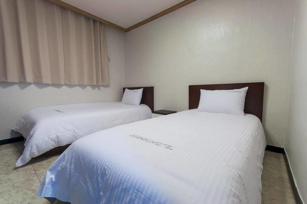 Jj Inn Пусан Экстерьер фото
